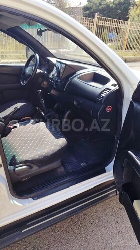 Mitsubishi L200 2014, 450,000 km - 2.5 l - Bakı