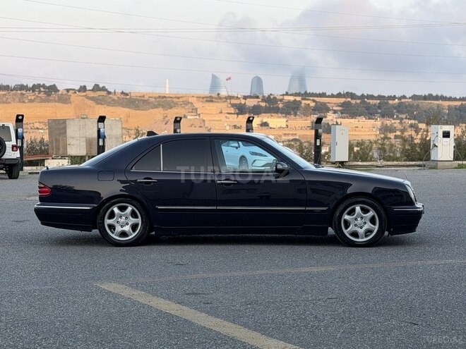 Mercedes E 220 2000, 443,000 km - 2.2 л - Bakı
