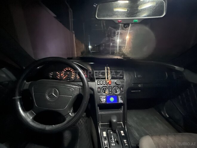 Mercedes C 180 1995, 292,000 km - 1.8 l - Bakı