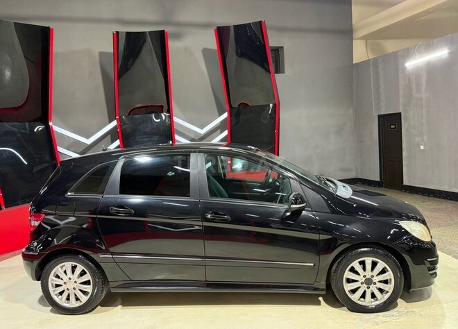 Mercedes B 170 2009, 210,000 km - 1.7 л - Sumqayıt