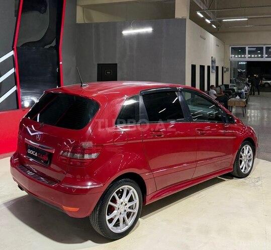 Mercedes B 170 2008, 211,000 km - 1.7 л - Sumqayıt