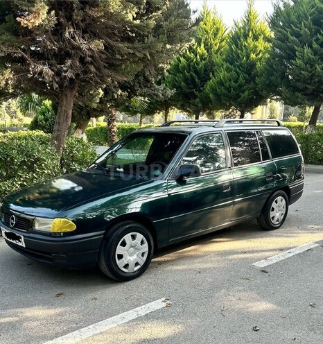 Opel Astra 1994, 518,180 km - 1.6 l - Sumqayıt
