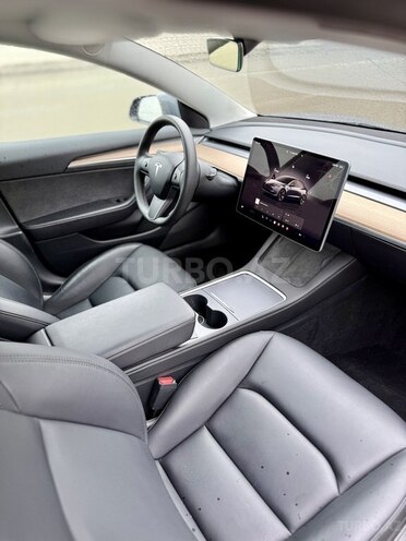 Tesla Model 3 2023, 26,000 km - 0.0 l - Bakı