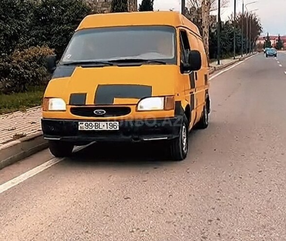 Ford Transit 1999, 250,000 km - 2.5 l - İsmayıllı