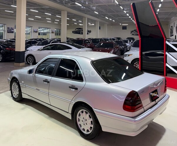 Mercedes C 200 1999, 290,000 km - 2.0 l - Sumqayıt