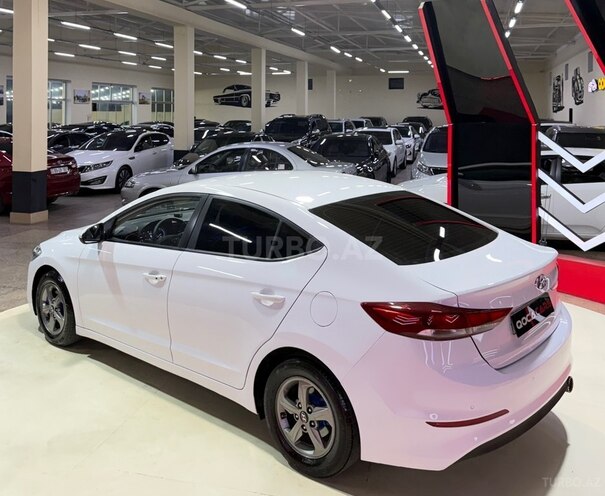 Hyundai Avante 2016, 222,000 km - 1.6 l - Sumqayıt