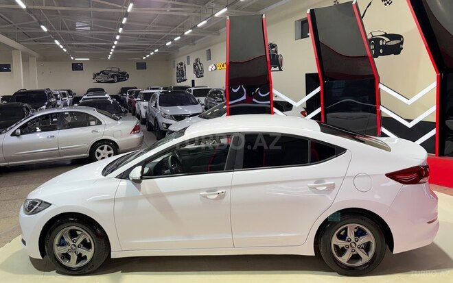 Hyundai Avante 2016, 222,000 km - 1.6 l - Sumqayıt