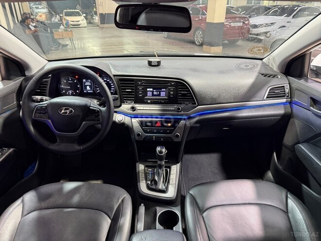 Hyundai Avante 2016, 222,000 km - 1.6 l - Sumqayıt