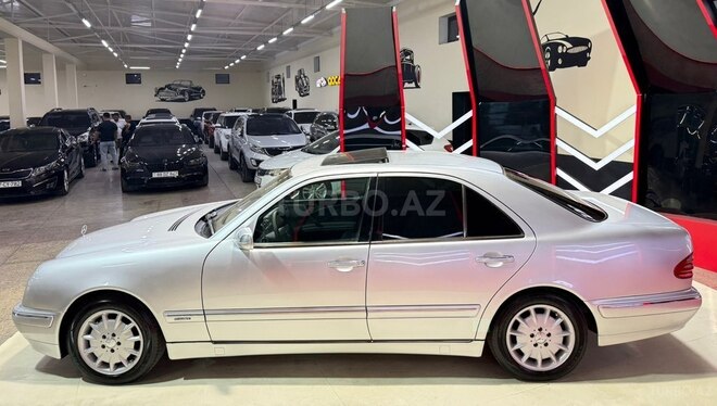 Mercedes E 270 1999, 288,088 km - 2.7 л - Sumqayıt