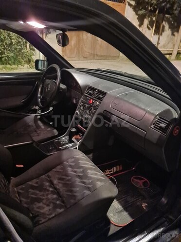 Mercedes C 220 1999, 650,000 km - 2.2 l - Bakı