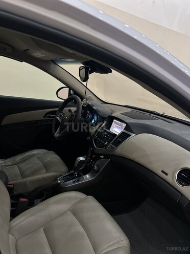 Chevrolet Cruze 2015, 289,000 km - 1.4 l - Gəncə