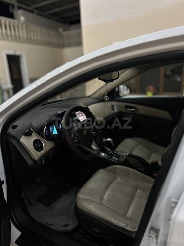 Chevrolet Cruze 2015, 289,000 km - 1.4 l - Gəncə