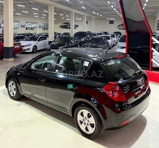 Kia Ceed 2007, 260,000 km - 1.4 л - Sumqayıt