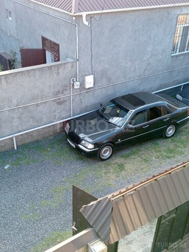 Mercedes C 200 1996, 298,000 km - 2.0 л - Zaqatala