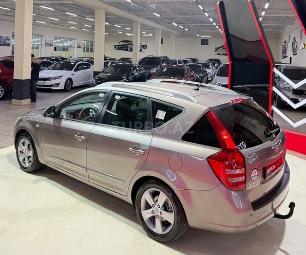 Kia  2008, 244,000 km - 1.6 л - Sumqayıt