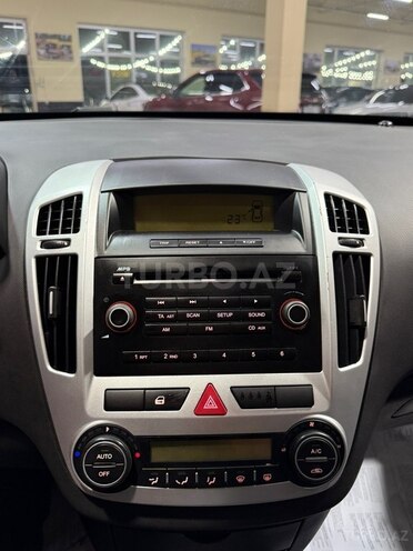 Kia  2008, 244,000 km - 1.6 л - Sumqayıt