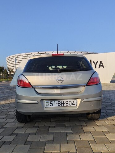 Opel Astra 2005, 275,000 km - 1.4 л - Bakı