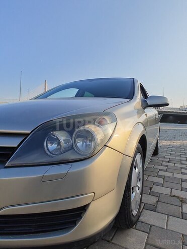 Opel Astra 2005, 275,000 km - 1.4 л - Bakı
