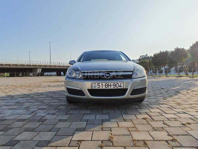 Opel Astra 2005, 275,000 km - 1.4 л - Bakı