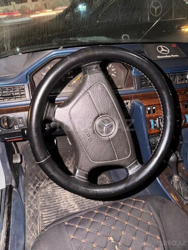 Mercedes  1991, 768,389 km - 2.3 л - Bakı
