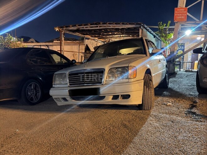 Mercedes  1991, 768,389 km - 2.3 л - Bakı