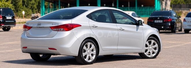 Hyundai Elantra 2013, 250,000 km - 1.8 l - Bakı