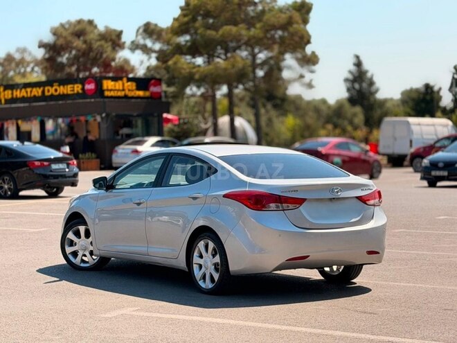 Hyundai Elantra 2013, 250,000 km - 1.8 l - Bakı