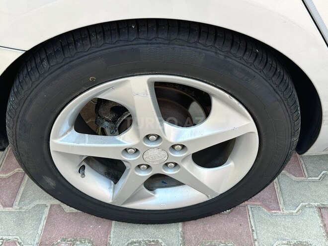 Kia  2009, 298,000 km - 2.0 l - Bakı