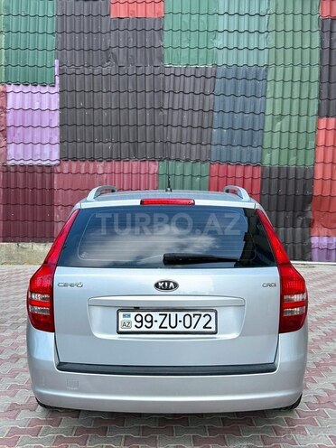 Kia  2009, 298,000 km - 2.0 l - Bakı