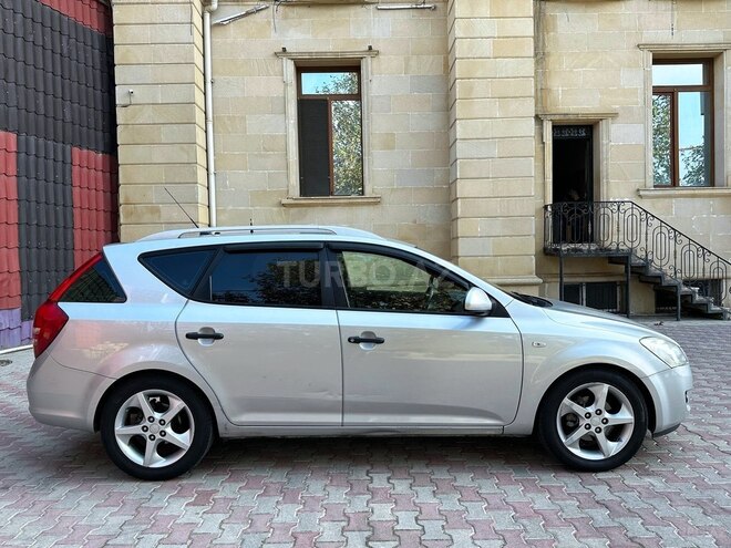 Kia  2009, 298,000 km - 2.0 l - Bakı