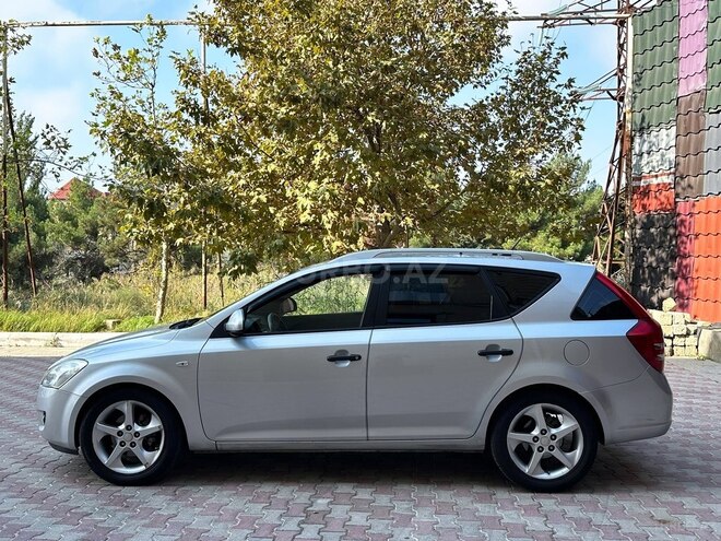 Kia  2009, 298,000 km - 2.0 l - Bakı