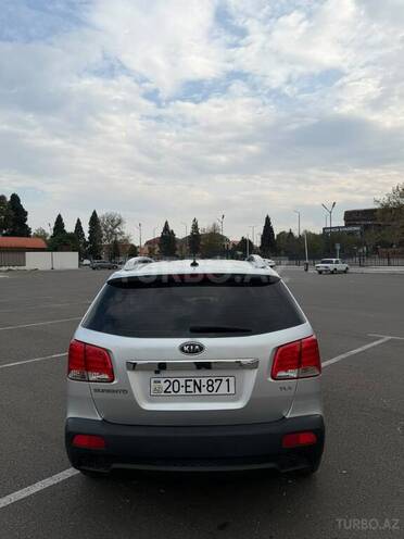 Kia Sorento 2011, 233,000 km - 2.0 л - Gəncə