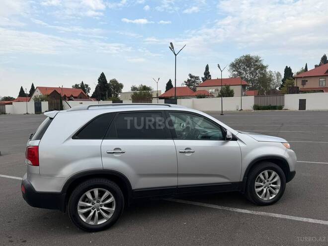 Kia Sorento 2011, 233,000 km - 2.0 л - Gəncə