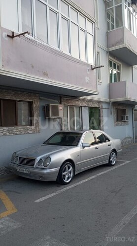 Mercedes E 200 1996, 350,000 km - 2.2 л - Bakı