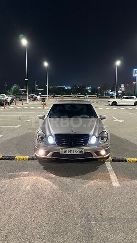Mercedes E 320 2004, 296,000 km - 3.2 л - Bakı