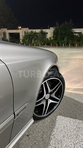 Mercedes E 320 2004, 296,000 km - 3.2 л - Bakı