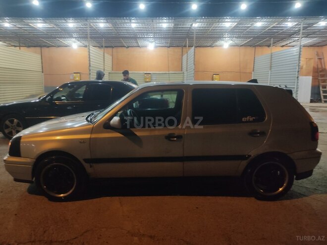 Volkswagen Golf 1996, 200,000 km - 2.0 l - Bakı