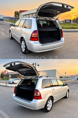 Toyota Corolla 2006, 266,331 km - 1.4 l - Qazax