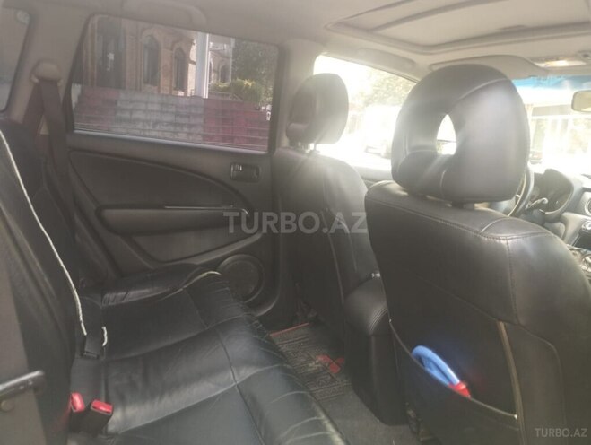 Mitsubishi Outlander 2006, 300,000 km - 2.4 l - Şəki