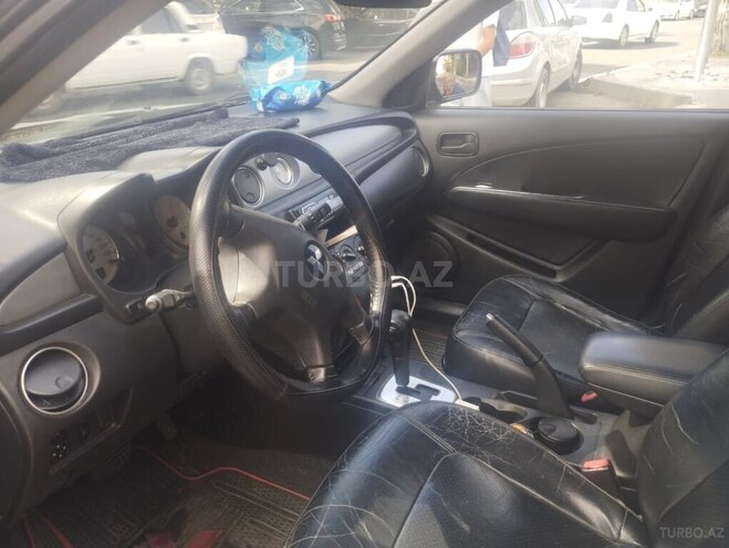 Mitsubishi Outlander 2006, 300,000 km - 2.4 l - Şəki