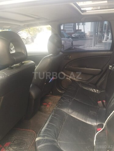 Mitsubishi Outlander 2006, 300,000 km - 2.4 l - Şəki