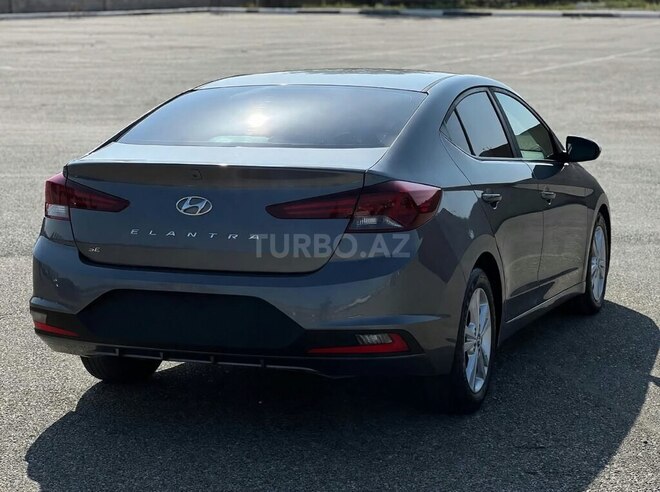 Hyundai Elantra 2019, 283,245 km - 2.0 л - Bakı