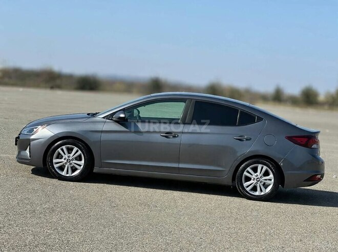 Hyundai Elantra 2019, 283,245 km - 2.0 л - Bakı