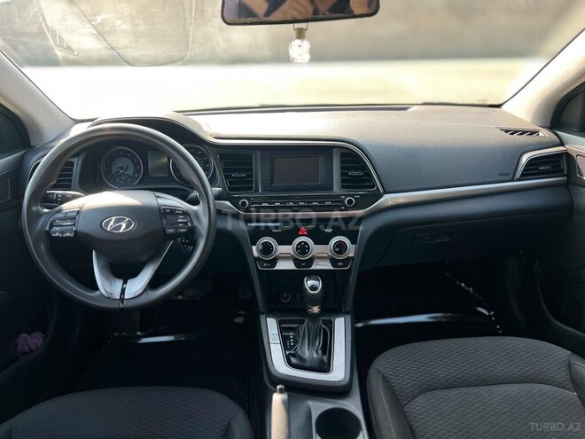 Hyundai Elantra 2019, 283,245 km - 2.0 л - Bakı