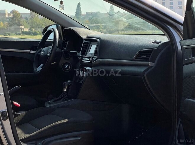 Hyundai Elantra 2019, 283,245 km - 2.0 л - Bakı