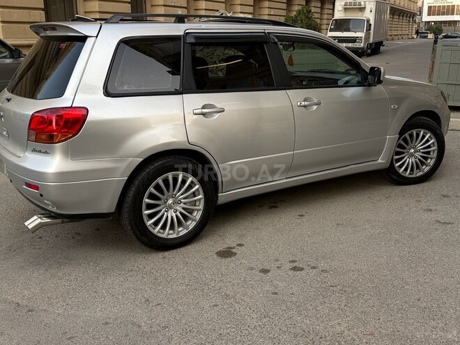 Mitsubishi Airtrek 2002, 334,000 km - 2.0 l - Qazax