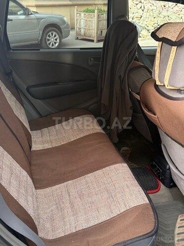 Mitsubishi Airtrek 2002, 334,000 km - 2.0 l - Qazax