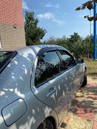 Mercedes E 220 2000, 396,545 km - 2.2 л - Lənkəran