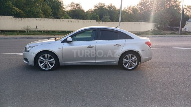 Chevrolet Cruze 2011, 325,431 km - 1.4 l - Mingəçevir