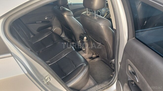 Chevrolet Cruze 2011, 325,431 km - 1.4 l - Mingəçevir